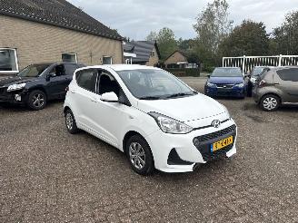 skadebil auto Hyundai I-10 1.0i Comfort REST BPM €300,-!!! 2018/4
