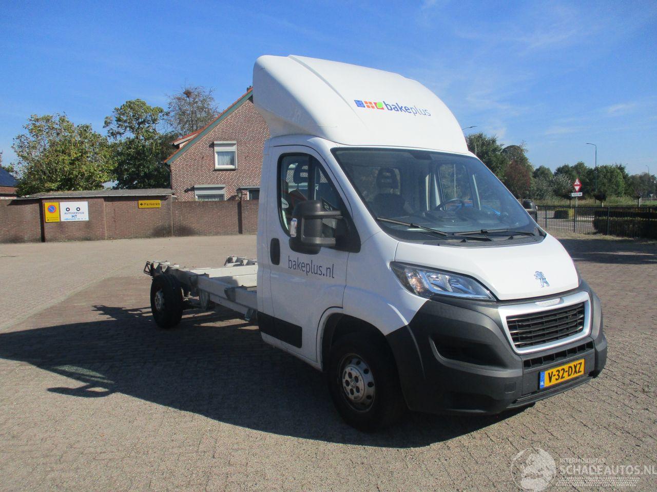 Peugeot Boxer 335 2.2 HDI L4 Prem.