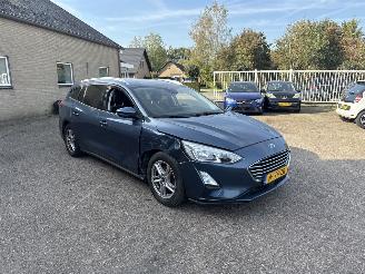 Schadeauto Ford Focus 1.0 EcoBoost Trend Edition 2019/2