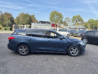 Ford Focus 1.0 EcoBoost Trend Edition picture 13