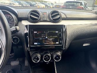 Suzuki Swift 1.0 Stijl AUTOMAAT picture 22