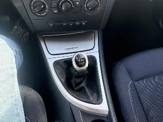 BMW 1-serie 118i Executive Cabrio picture 18