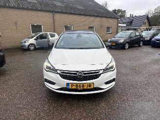 Opel Astra SPORTS TOURER 1.4 Turbo picture 2