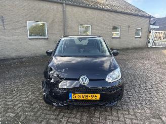 Volkswagen Up! 1.0 move up! Bluemotion picture 2