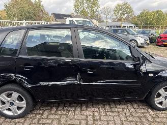 Ford Fiesta 1.3-8V Futura XL picture 12