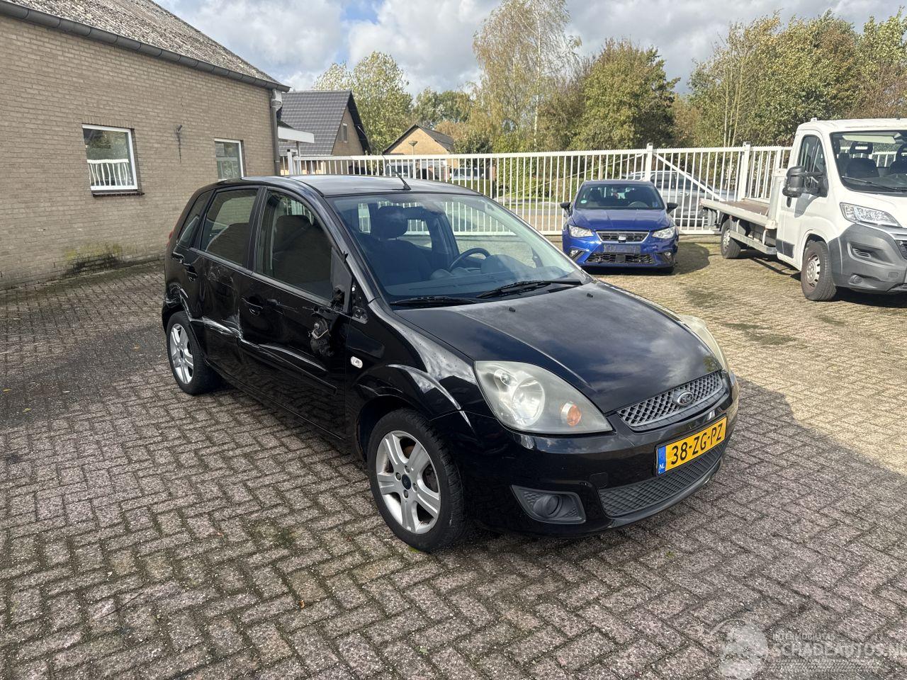 Ford Fiesta 1.3-8V Futura XL