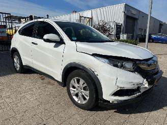 Damaged car Honda Hr-v 1.5 i-VTEC Elegance 2018/11