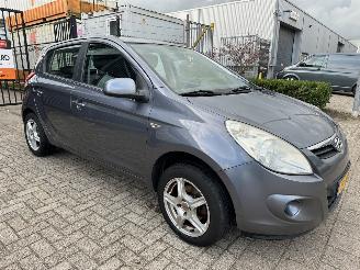 Avarii autoturisme Hyundai I-20 1.2i i-Drive 2010/3