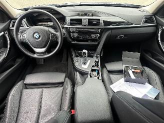 BMW 3-serie 318i Luxury Edition picture 15