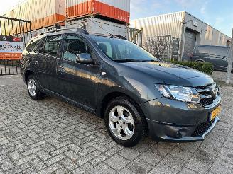 krockskadad bil auto Dacia Logan MCV 0.9 TCe S&S Lauréate 2016/4