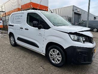 skadebil bedrijf Peugeot Partner 1.5 BlueHDi 100 S&S L1 2023/5