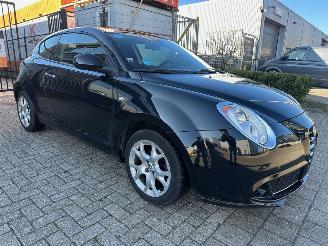 Coche accidentado Alfa Romeo MiTo 1.4 Distinctive 2010/2