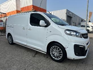 danneggiata veicoli commerciali Opel Vivaro 1.5 CDTI L2H1 Innovation 2021/12