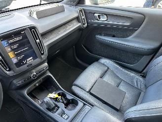 Volvo XC40 2.0 T4 Momentum picture 15
