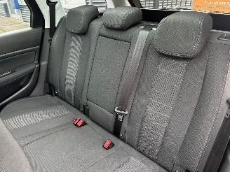 Peugeot 308 1.2 PureTech Blue Lease Premium picture 14