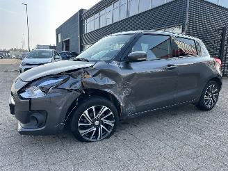 Suzuki Swift 1.2 Style Smart Hybrid picture 3