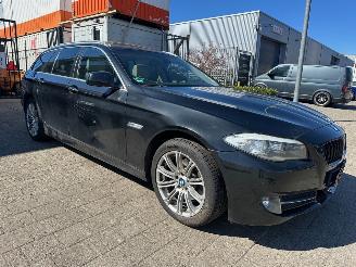 skadebil auto BMW 5-serie Touring 523i High Executive 2011/8
