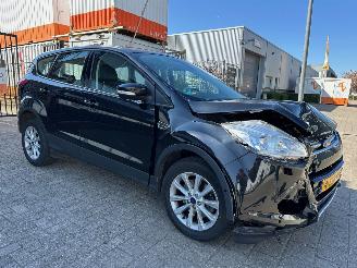 Unfallwagen Ford Kuga 1.5 Titanium 4WD Automaat 2015/3