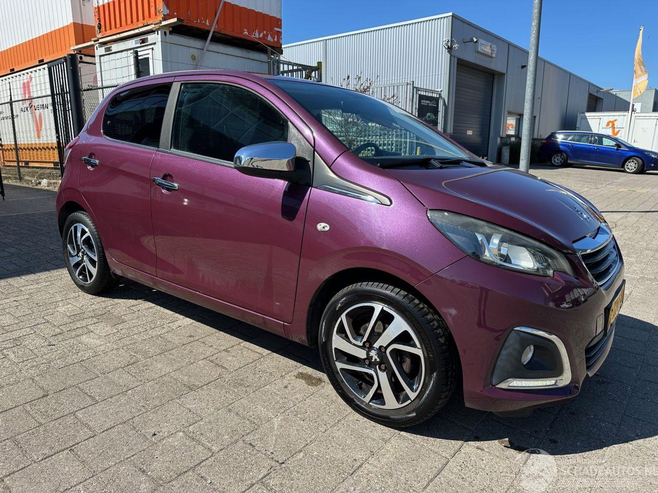 Peugeot 108 1.0 e-VTi Première