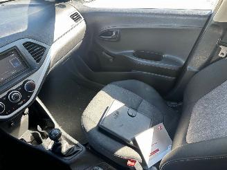 Kia Picanto 1.2 CVVT ISG Airco picture 13