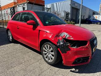 Voiture accidenté Audi A1 1.2 TFSI Attraction 2012/3