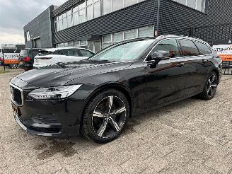 Volvo V-90 2.0 T5 Momentum picture 3