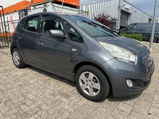 Schadeauto Kia Venga 1.4 CVVT Comfort Pack 2011/8