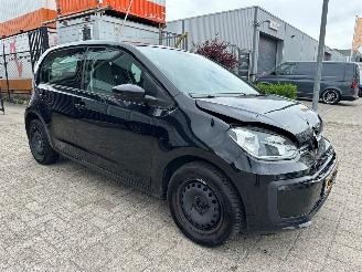 skadebil auto Volkswagen Up! 1.0 BMT move up! 2017/7