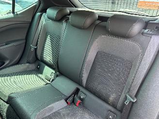 Opel Astra 1.2 Business Elegance picture 16