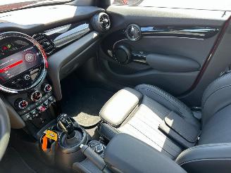 Mini Cooper 1.5 Cooper Camden Edition Automaat picture 14
