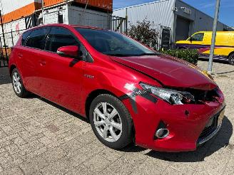 Schadeauto Toyota Auris 1.8 Hybrid Lease+ 2015/9
