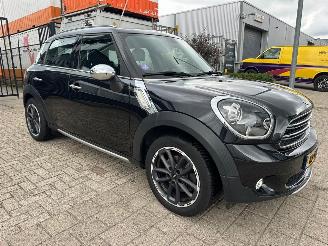 Coche accidentado Mini Countryman 1.6 Cooper Pepper Motor loopt onregelmatig 2016/12