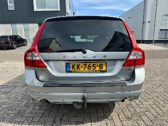 Volvo V-70 2.5T Automaat Summum picture 5