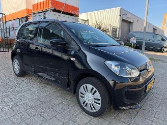 Schadeauto Volkswagen Up! 1.0 high up! BlueMotion 2014/11