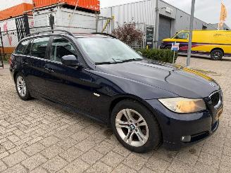 Unfallwagen BMW 3-serie Touring 320i Business Line 2009/7
