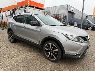 Coche accidentado Nissan Qashqai 1.2 Tekna Automaat 2017/4