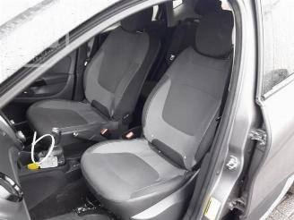 Renault Captur Captur (2R), SUV, 2013 1.5 Energy dCi 90 FAP picture 6