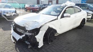 Uttjänta bilar auto Mercedes C-klasse C (C204), Coupe, 2011 1.6 C-180 16V BlueEfficiency 2014/0