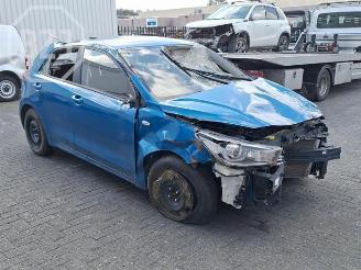 Kia Rio Rio IV (YB), Hatchback, 2017 1.2 CVVT 16V picture 2