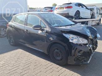 Peugeot 208 208 I (CA/CC/CK/CL), Hatchback, 2012 / 2019 1.2 Vti 12V PureTech picture 2