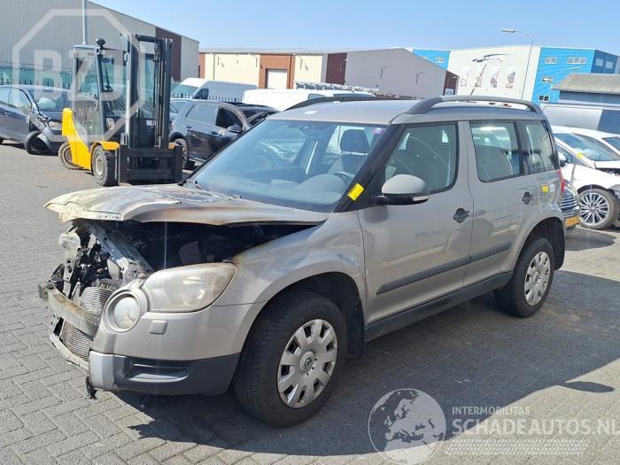 Skoda Yeti Yeti (5LAC), SUV, 2009 / 2017 1.2 TSI 16V