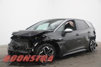 Vrakbiler auto Volkswagen ID.3 ID.3 (E11/E12), Hatchback 5-drs, 2019 First, Life, Pro 58 kWh 2020/11