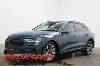 Coche siniestrado Audi E-tron E-tron (GEN), SUV, 2018 55 quattro 2020/12
