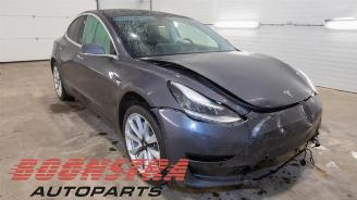 Uttjänta bilar auto Tesla Model 3 Model 3, Sedan, 2017 Long Range AWD 75 kWh 2019
