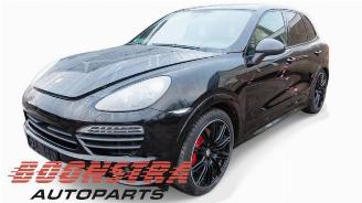 Uttjänta bilar auto Porsche Cayenne Cayenne II (92A), SUV, 2010 / 2017 4.2 S Diesel V8 32V 2013/2