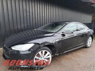 disassembly passenger cars Tesla Model S Model S, Liftback, 2012 85D 2015/11