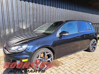Vrakbiler auto Volkswagen Golf Golf VI (5K1), Hatchback, 2008 / 2013 2.0 GTI 16V 2013/1