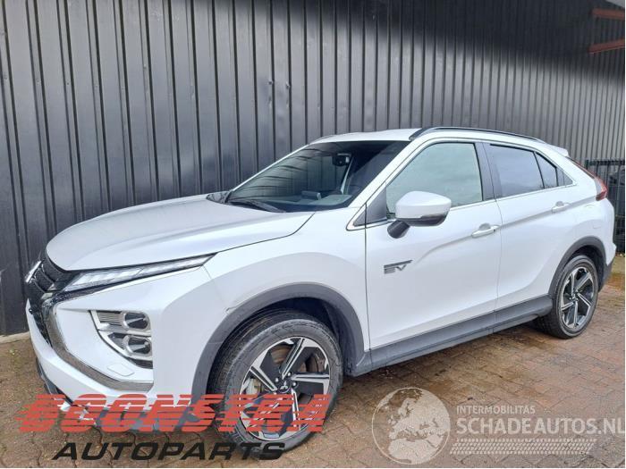 Mitsubishi Eclipse Cross Eclipse Cross (GK/GL), SUV, 2017 2.4 16V PHEV 4x4