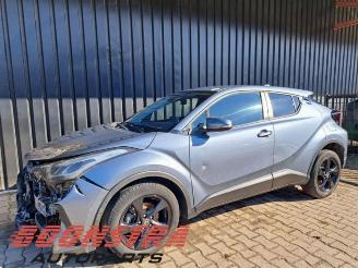 Dezmembrări autoturisme Toyota C-HR C-HR (X1,X5), SUV, 2016 1.8 16V Hybrid 2023/3