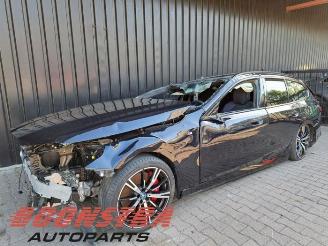 Autoverwertung BMW i5 i5 Touring (G61), Combi, 2024 eDrive40 84 kWh 2024/6